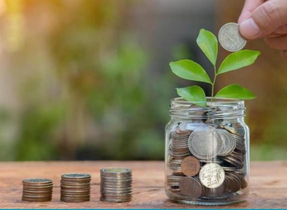 como empezar a invertir con poco dinero